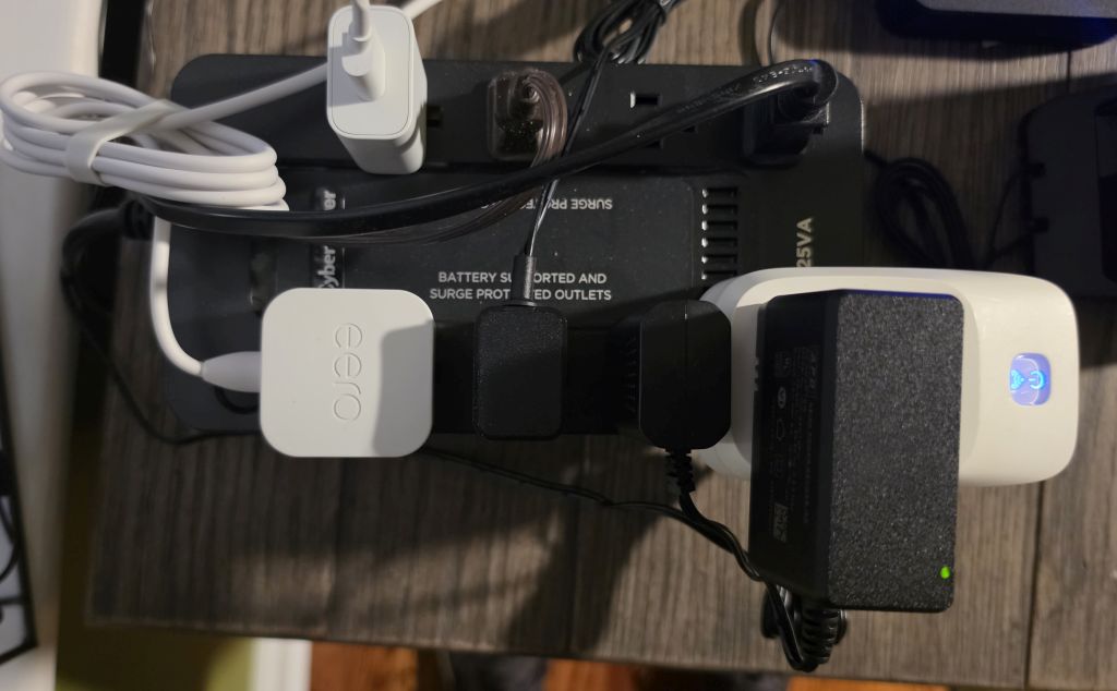 UPS with eero router plugged into battery-backed outlets — HomeCamCafe owner photo