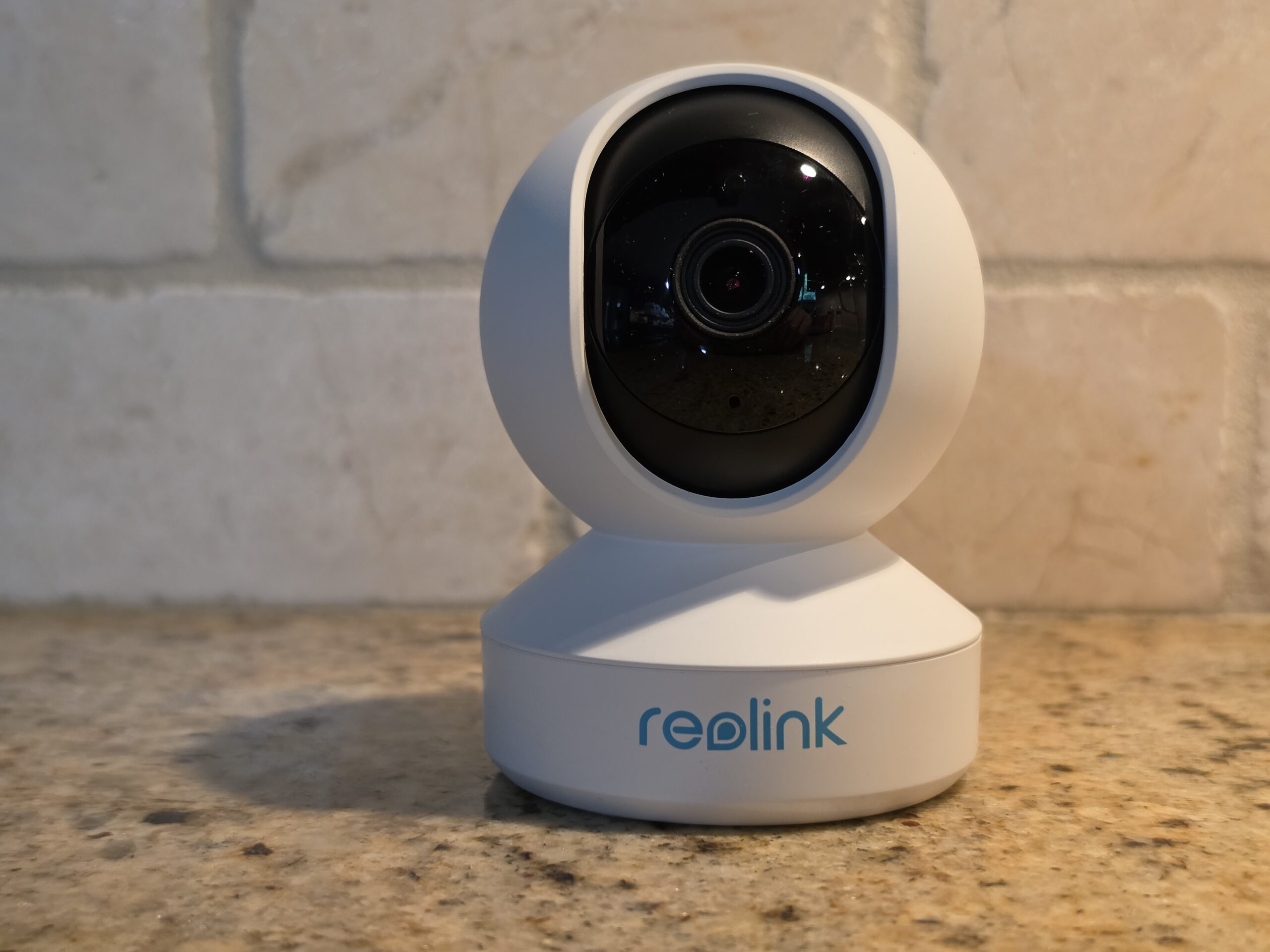 Reolink E1 Pro indoor pan-tilt camera